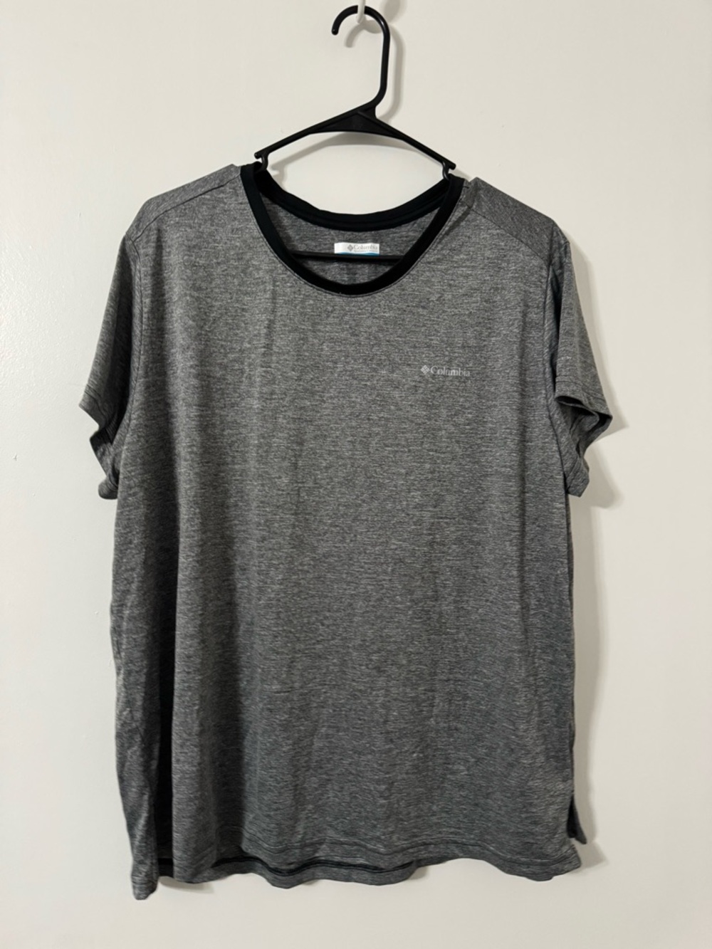 Columbia Gray Short Sleeve Performance Tee with Black Trim